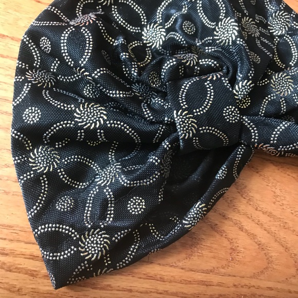 Gold studded Hair Wrap - Picture 1 of 2